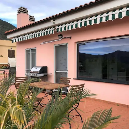 Dom wakacyjny Dada By Interhome